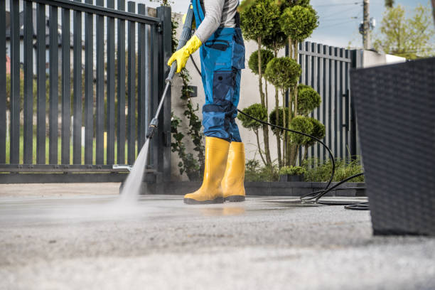 Best Deck Pressure Washing  in Huntington Park, CA